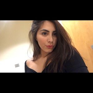 Meet your Posher, Natalie